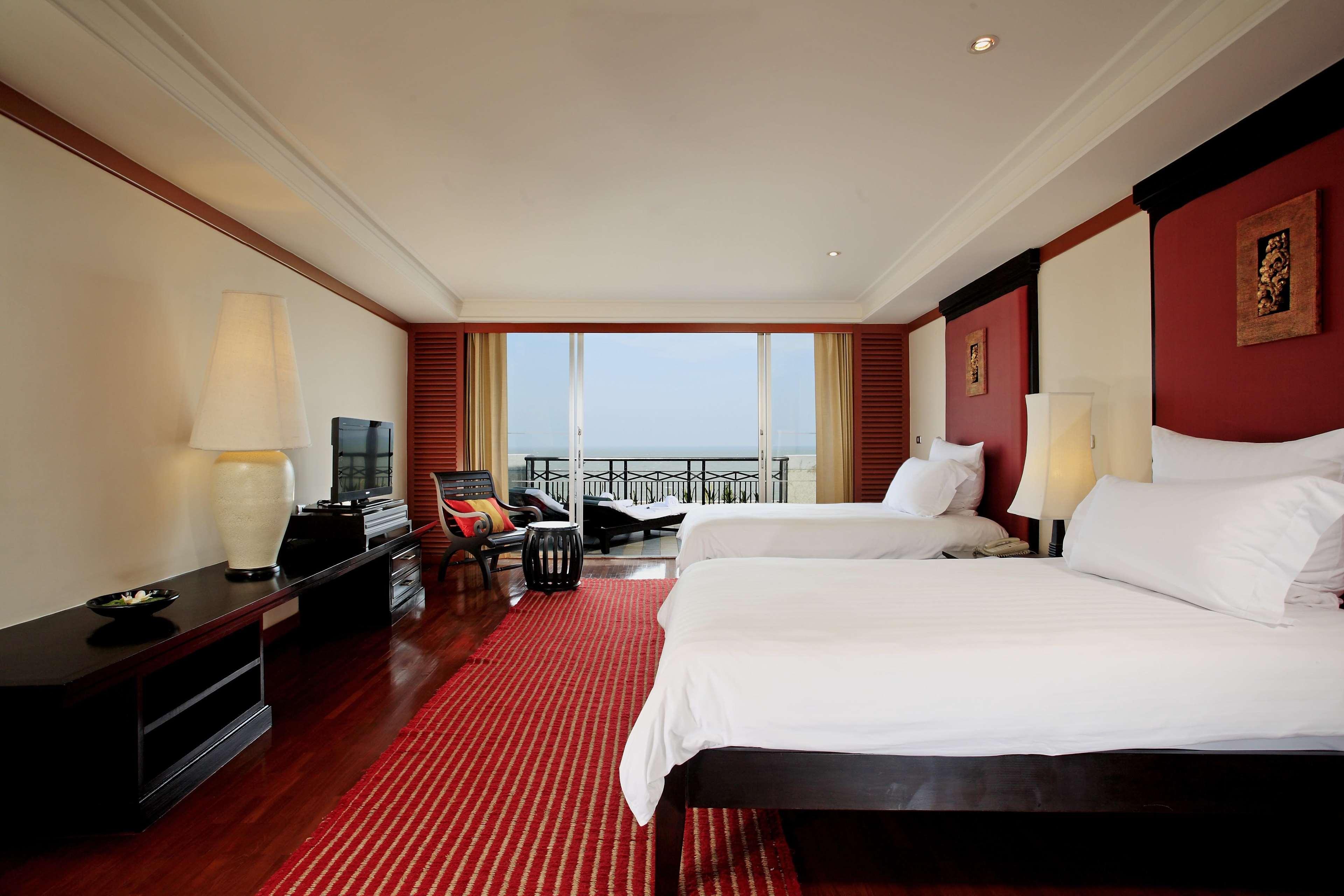 Hilton Hua Hin Resort & Spa Екстер'єр фото